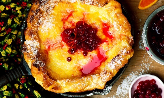 Dutch Baby Pancake with Berry Compote